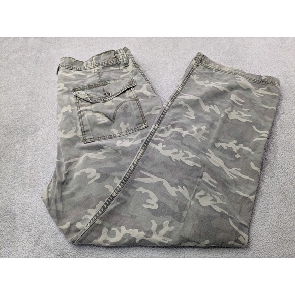 Levi's Mens Cargo Pants W38 L32 Camouflage Loose Straight Green Cotton - Picture 1 of 16